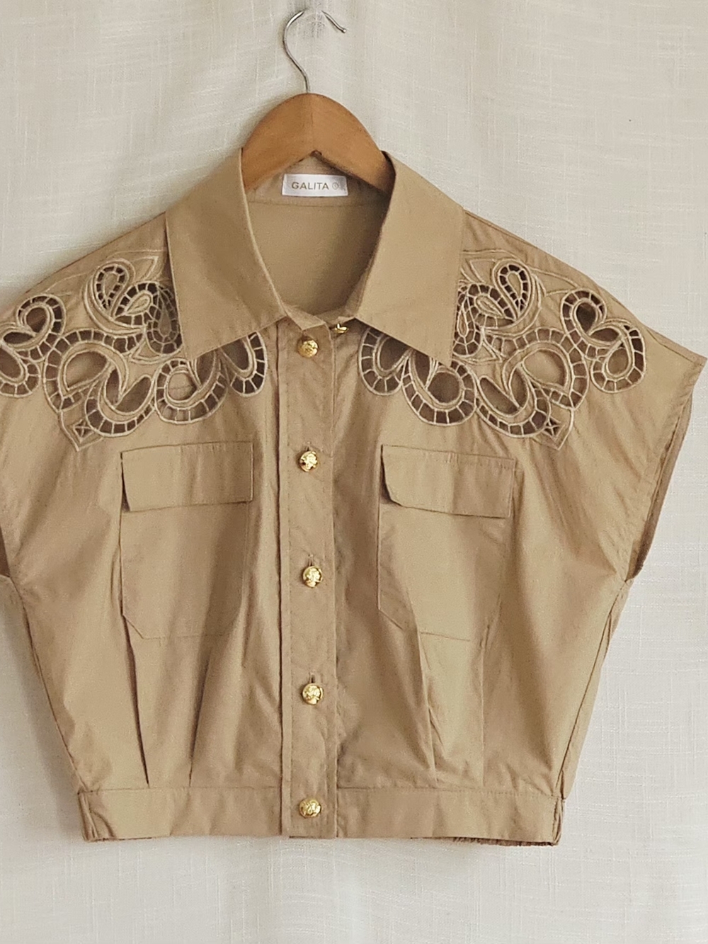 GALITA Camel Cropped Button-Up Shirt with Cutout Embroidery Details - Size S - Picture 4 of 11